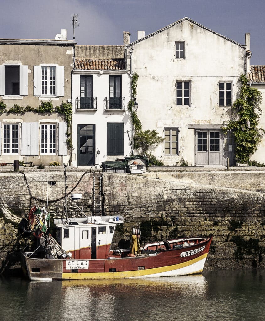 Port la Flotte en Ré avec un bateau